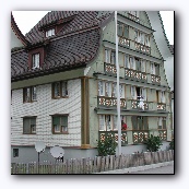 Appenzeller окна - ставни поднимаются снизу