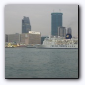 Плывем на пароме на Kowloon