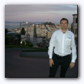 Самая кривая улица в мире - Lombard St.
