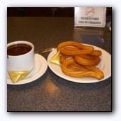 Churros y chocolate - очень unhealthy, но очень вкусно!